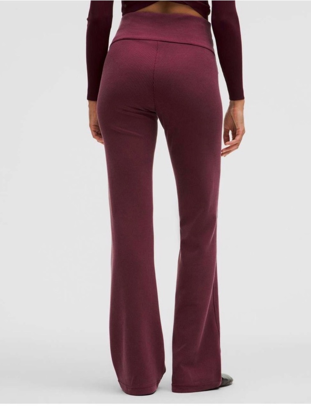 Lululemon ribbed soft stream pants